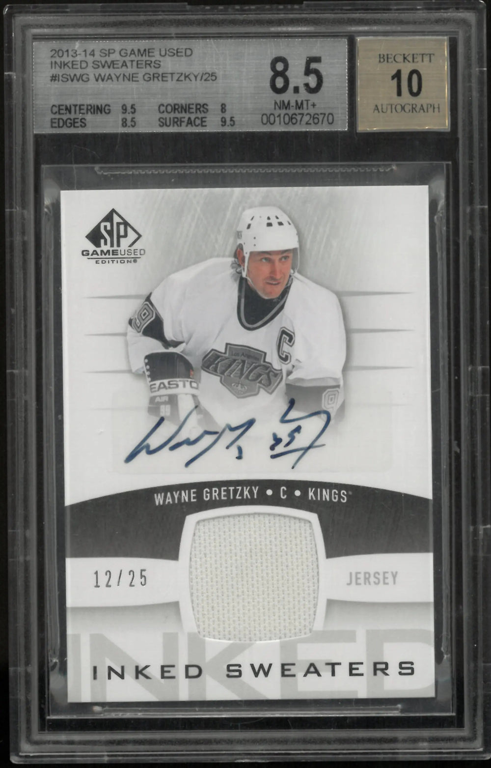 2013 UD SP Game Used Inked Sweaters Auto Wayne Gretzky /25 BGS 8.5