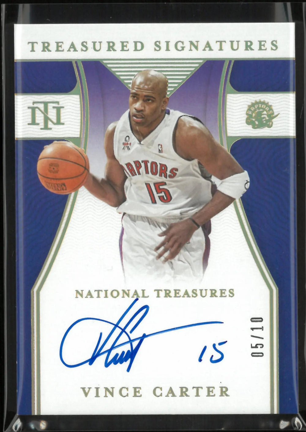 2021-22 Panini National Treasured Signature Vince Carter Autograph /10