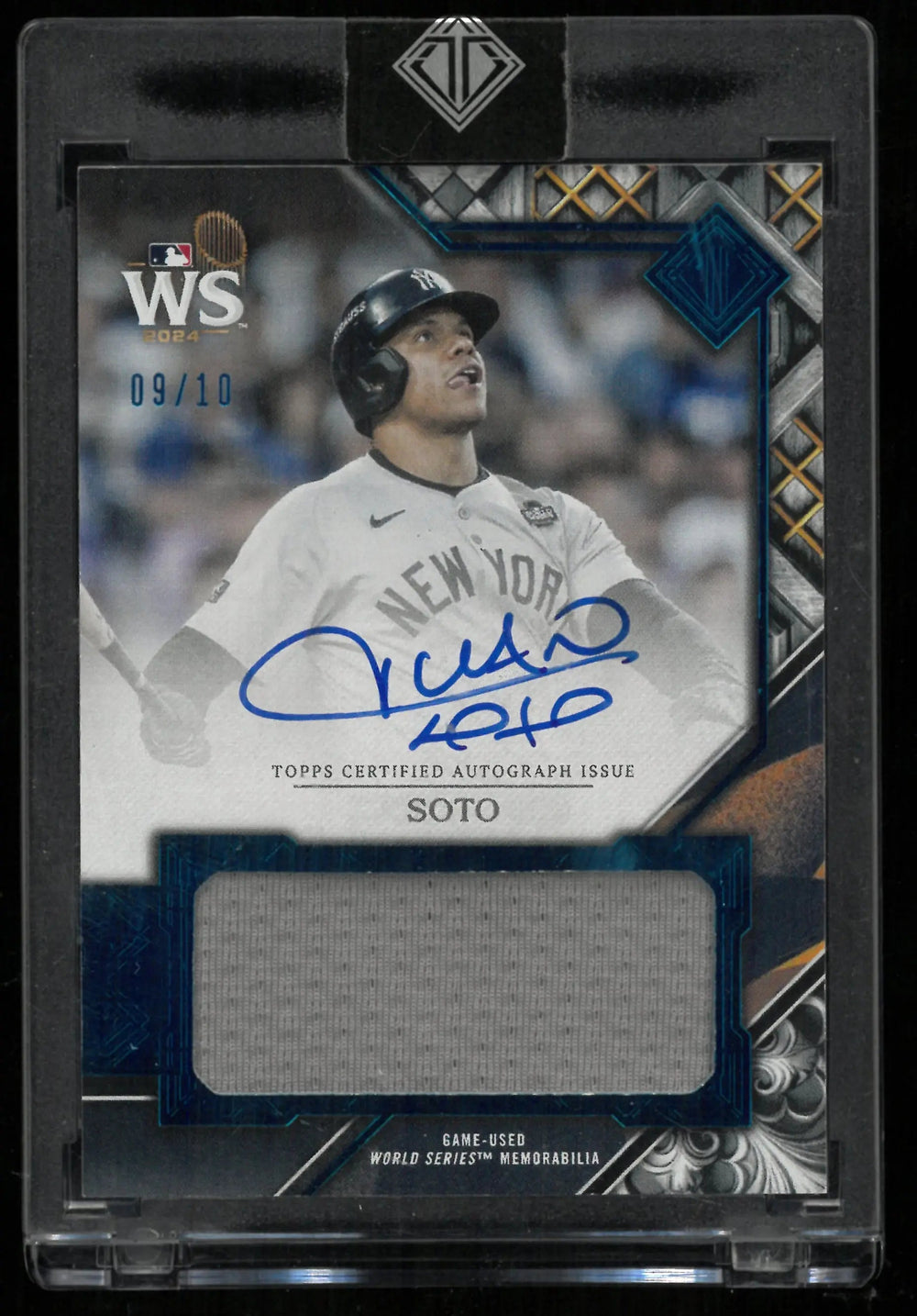 2025 Topps Transcendent World Series Relic Juan Soto Autograph Auto Blue /10
