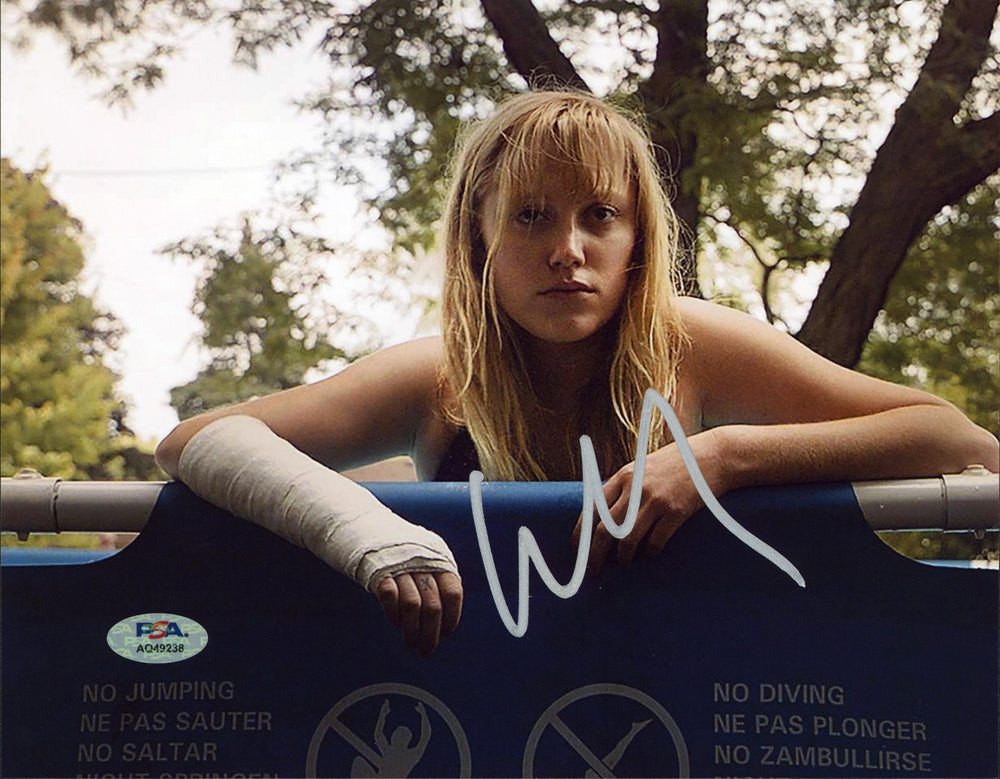 Maika Monroe It Follows Authentic Signed 8x10 Horizontal Photo PSA/DNA #AQ49238