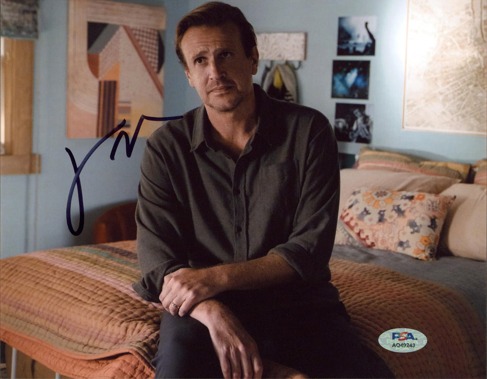 Jason Segel Shrinking Authentic Signed 8x10 Horizontal Photo PSA/DNA #AQ49243