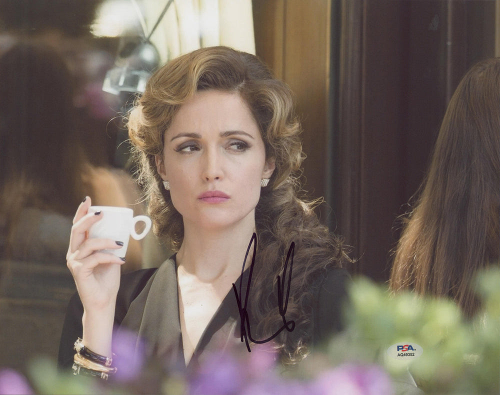 Rose Byrne Spy Authentic Signed 11x14 Horizontal Photo PSA/DNA #AQ49352