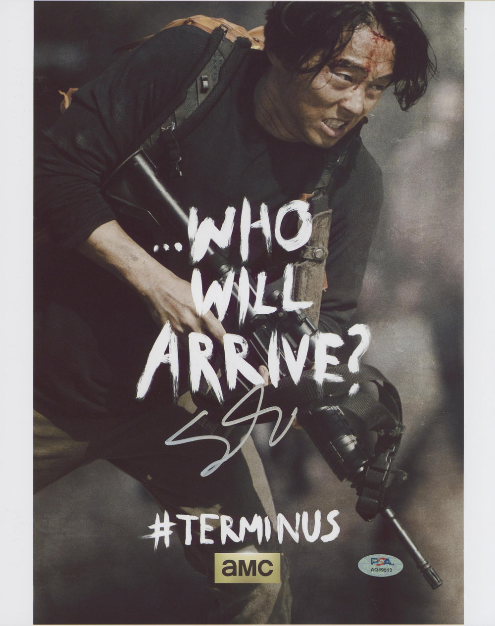 Steven Yeun The Walking Dead Authentic Signed 11x14 Photo PSA/DNA #AQ49513