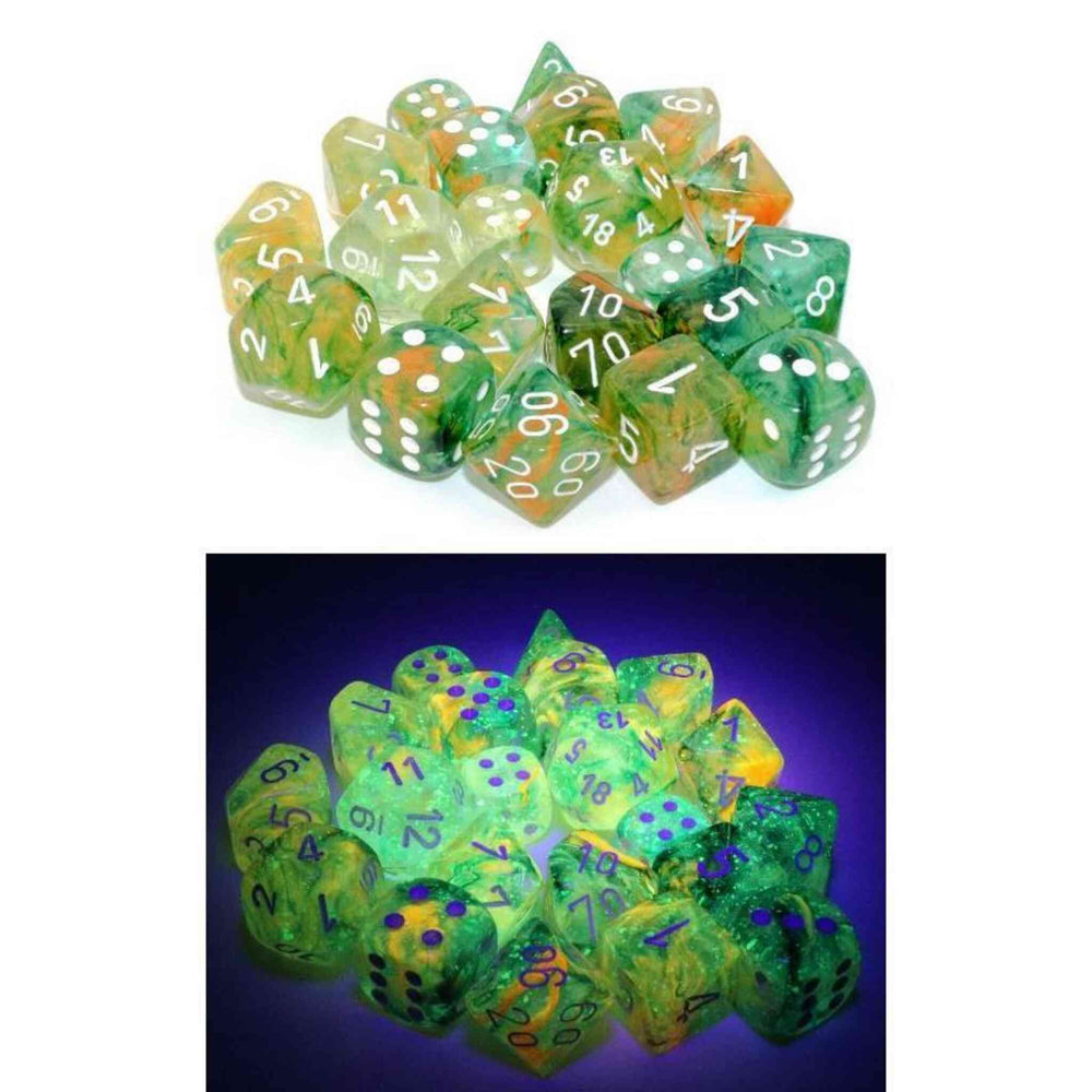 Chessex Nebula Luminary Dice - 12 x D6 - 16mm - Spring/White