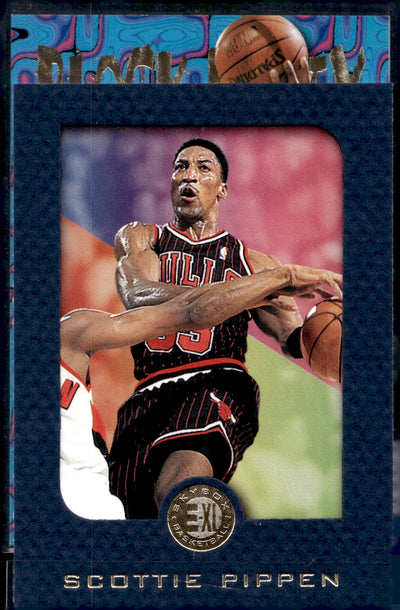1995-96 SkyBox E-XL #12 Scottie Pippen
