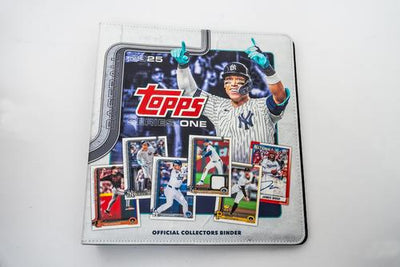 2025 Topps Series 1 Official Collectors Binder