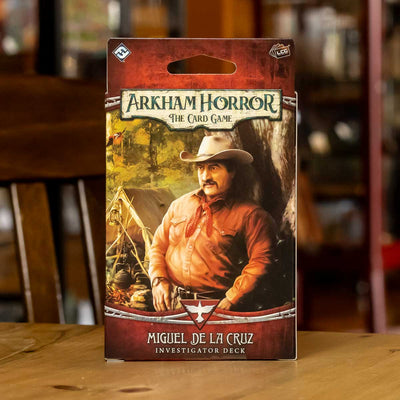 Arkham Horror: The Card Game - Miguel de la Cruz Investigator Deck