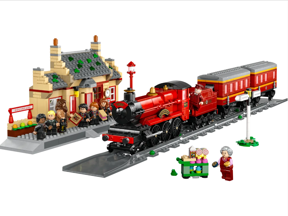 LEGO Harry Potter: Hogwarts Express & Hogsmeade Station (76423)