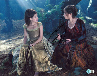Emily Blunt Into the Woods Authentic Signed 11x14 Horizontal Photo BAS #BV70265