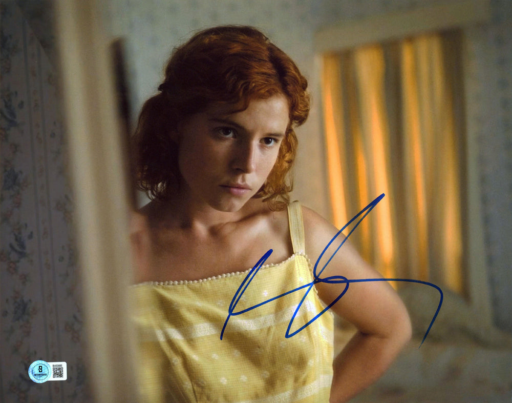 Jessie Buckley Beast Authentic Signed 11x14 Horizontal Photo BAS #BV00885