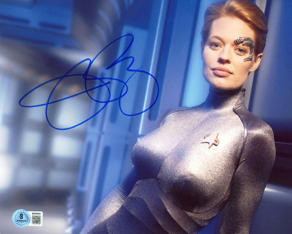 Jeri Ryan Star Trek: Voyager Authentic Signed 8x10 Horizontal Photo BAS 2