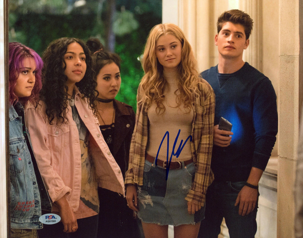 Virginia Gardner Marvel's Runaways Authentic Signed 11x14 Photo PSA/DNA #AQ51580