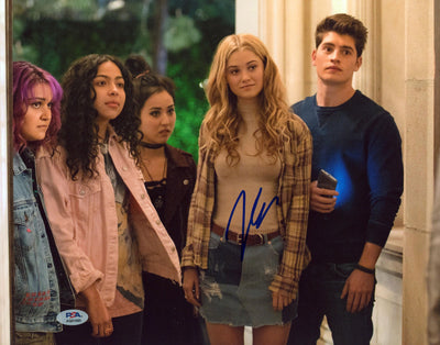 Virginia Gardner Marvel's Runaways Authentic Signed 11x14 Photo PSA/DNA #AQ51580