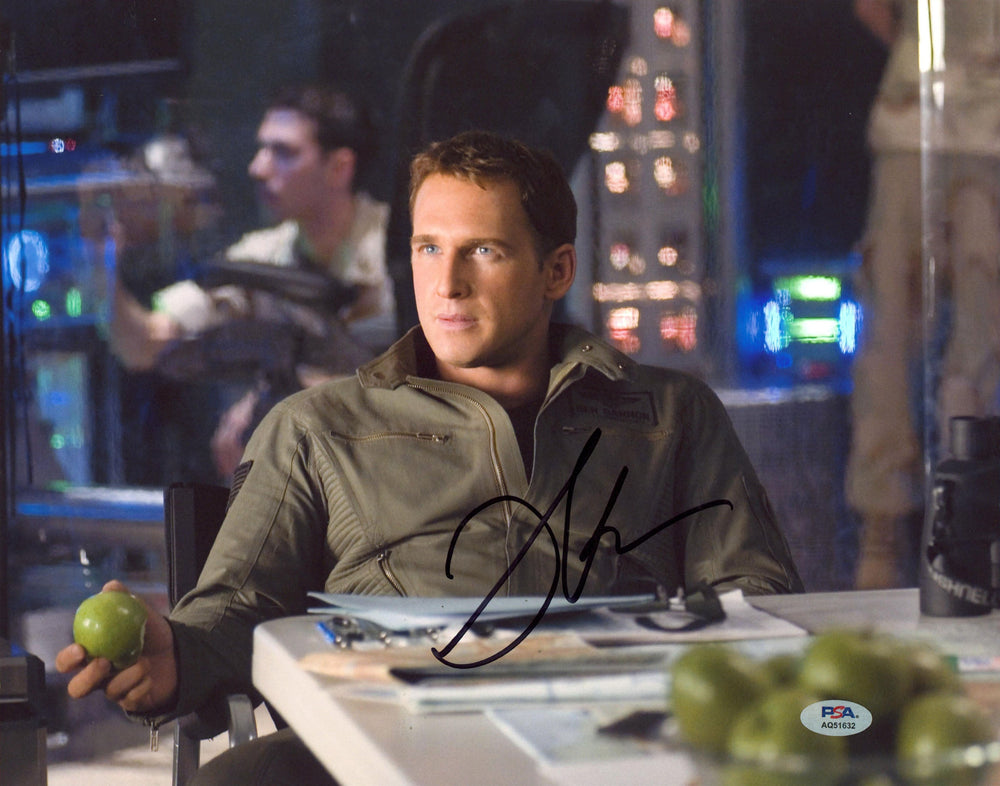 Josh Lucas Stealth Authentic Signed 11x14 Horizontal Photo PSA/DNA #AQ51632