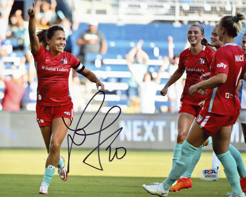Current Lo'eau LaBonta Authentic Signed 8x10 Horizontal Photo PSA/DNA 1