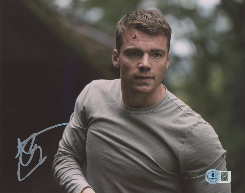 Gabriel Basso The Night Agent Authentic Signed 8x10 Photo BAS #BV58042