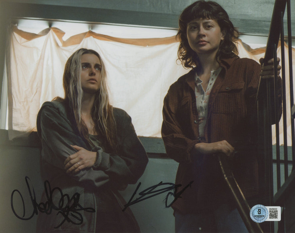 Kaelen Ohm & Chloe Van Landschoot From Authentic Signed 8x10 Photo BAS #BV58022