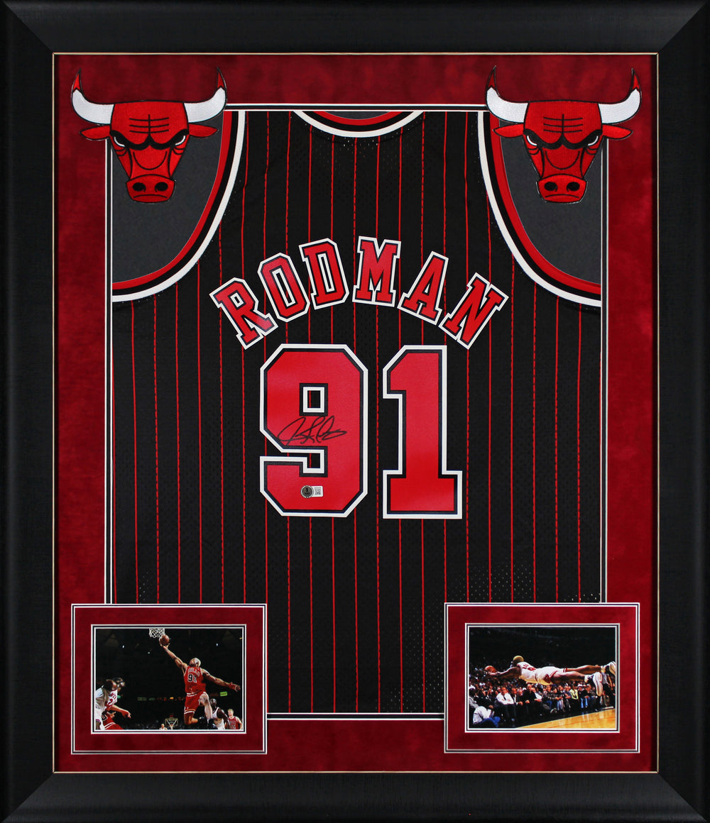 Bulls Dennis Rodman Signed Black 1995-96 M&N HWC Swingman Framed Jersey BAS W