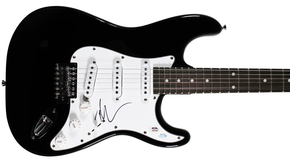 Tim McGraw Authentic Signed Black Electric Guitar Autographed PSA/DNA #AQ51699