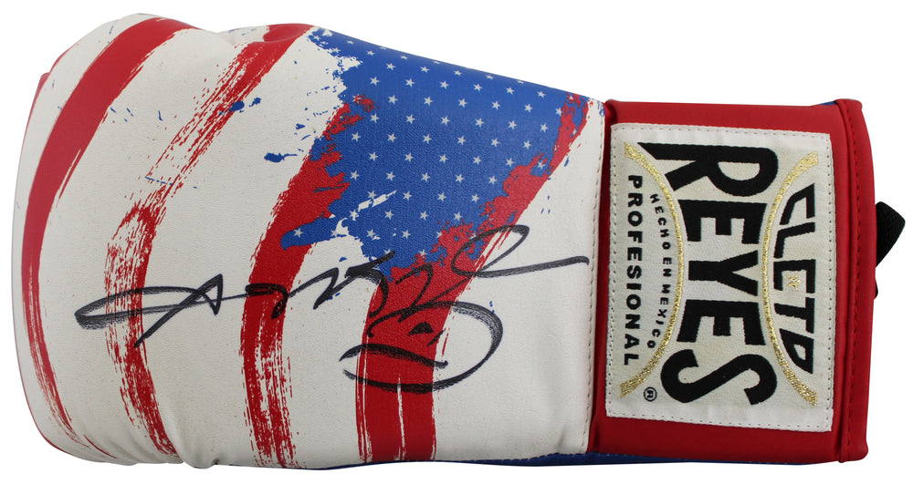 Sugar Ray Leonard Signed American Flag Left Hand Cleto Reyes Boxing Glove BAS