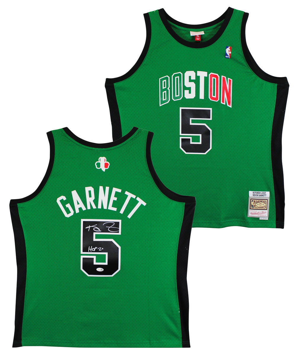 Celtics Kevin Garnett "HOF 20" Signed 10/6/07 Kelly Green M&N HWC Jersey JSA Wit