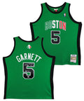 Celtics Kevin Garnett "HOF 20" Signed 10/6/07 Kelly Green M&N HWC Jersey JSA Wit