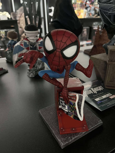 Iron Studios Marvel Comics Spider-Man Minico Statue