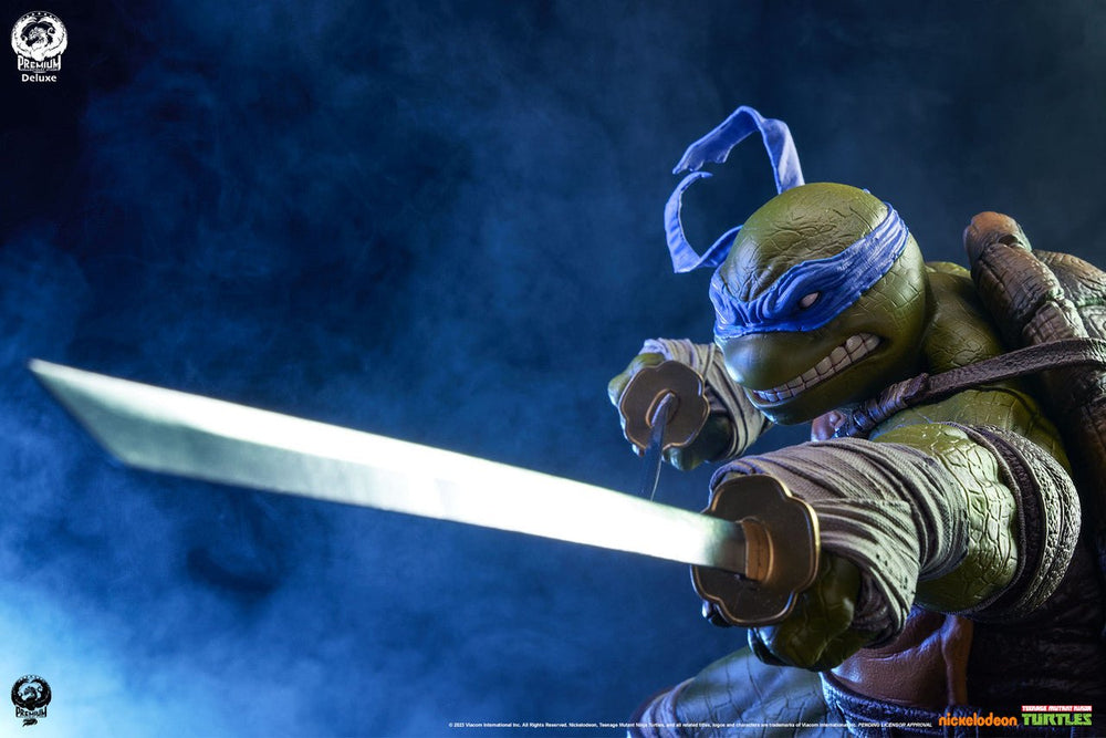 PRE-ORDER: PCS Collectibles Teenage Mutant Ninja Turtles: Leonardo (Deluxe Edition) 1:3 Scale Statue