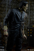 PRE-ORDER: Sidehsow Collectibles Universal Monsters: Frankenstein (Fully Sculpted) Premium Format Figure