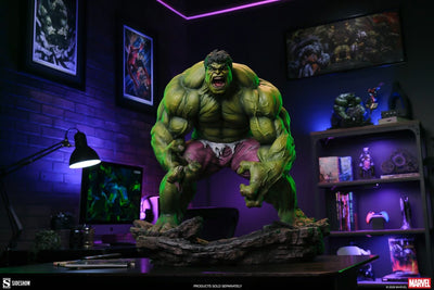 PRE-ORDER: Sideshow Collectibles Marvel Comics: Hulk Premium Format Figure