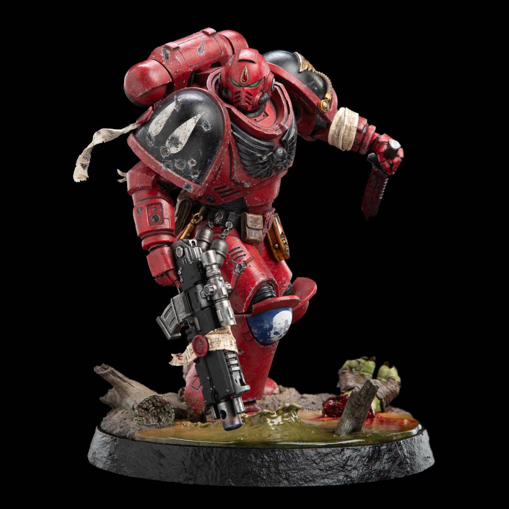 PRE-ORDER: Weta Workshop Warhammer 40K: Blood Angels Intercessor Sergeant 1/10 Scale Statue